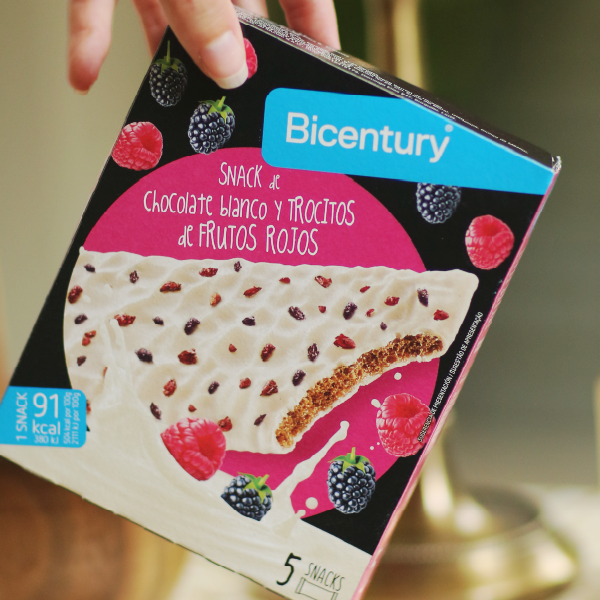 Bicentury barritas snacks de chocolate blanco y trocitos de frutos rojos